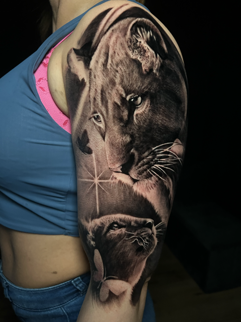 family tattoo  Mother and daughter lion