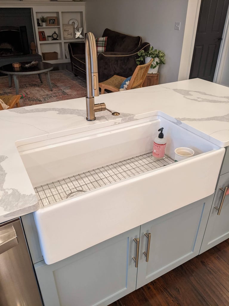 farm house sink with faucet