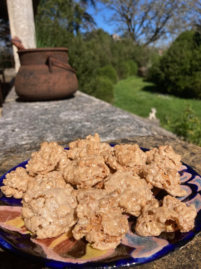 Croc'noix - meringues artisanales à la noix de la Biscuiterie de l'Apothicaire
