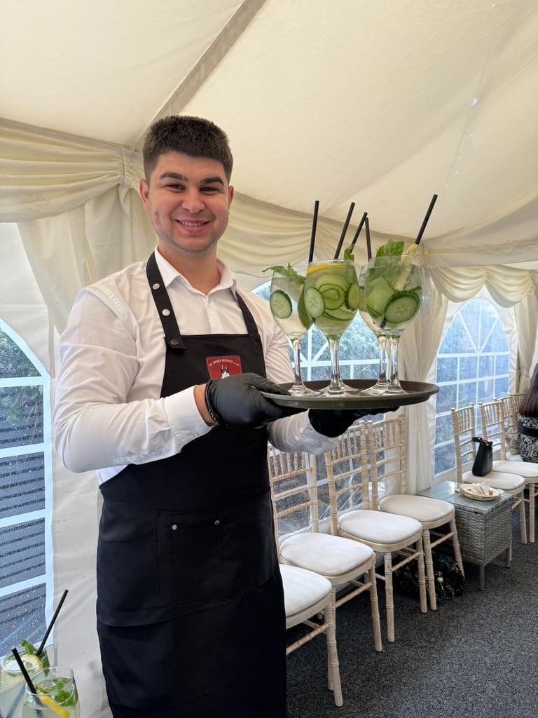 Bar Hire with Bartenders 