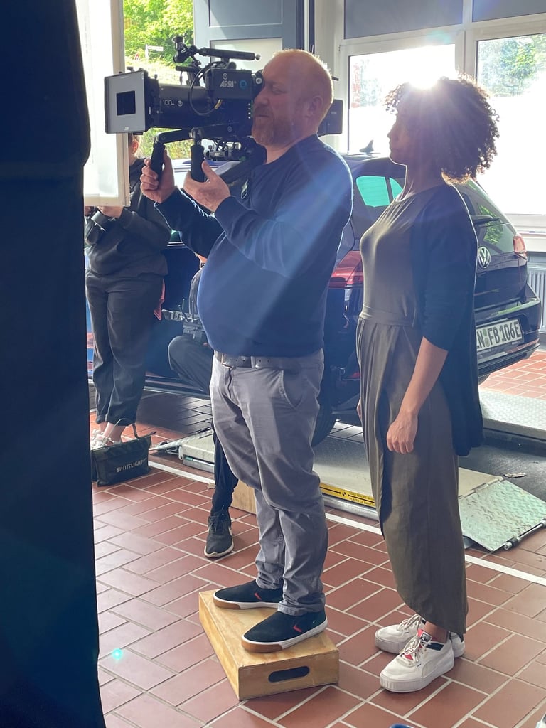 Lichtsetzung Werbefilm febi bilstein – Oberbeleuchter Tobias Menzel, TMLights Köln