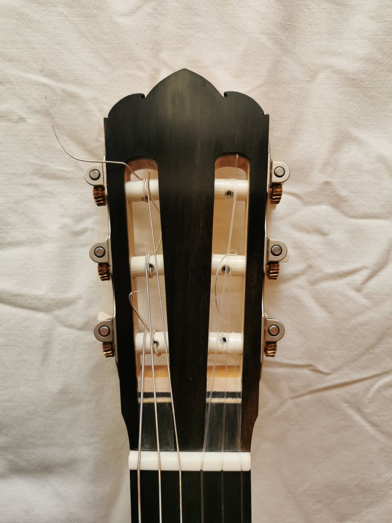 guitar headstock
