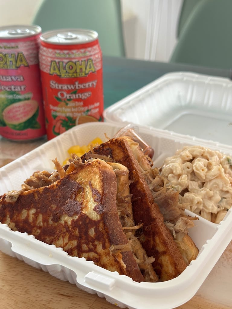 kalua pork sandwich porkys kauai