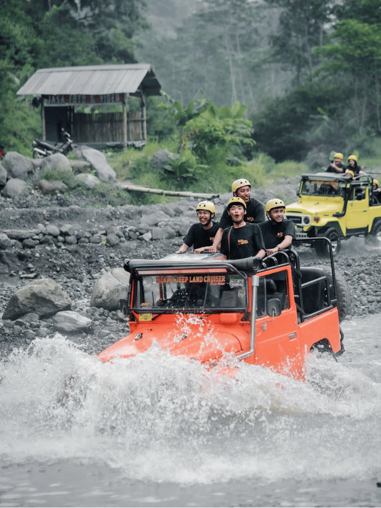 Offroad Sungai Kalikuning bersama Jeep Lava Tour Merapi Resmi