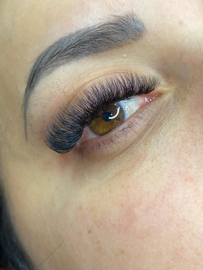 Citas con Amy Ortiz Lash Artist - Cartago Costa Rica 