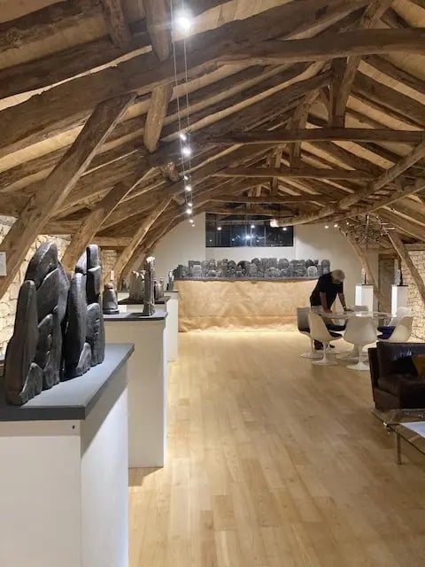 vue intérieurs de la Grange des Artistes