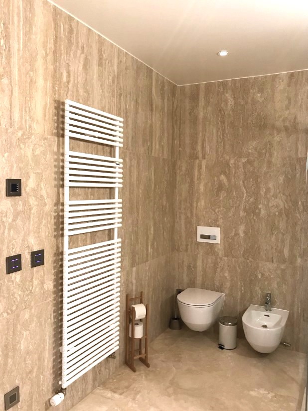 Travertine tiles for bathroom brown dark Italian natural stone