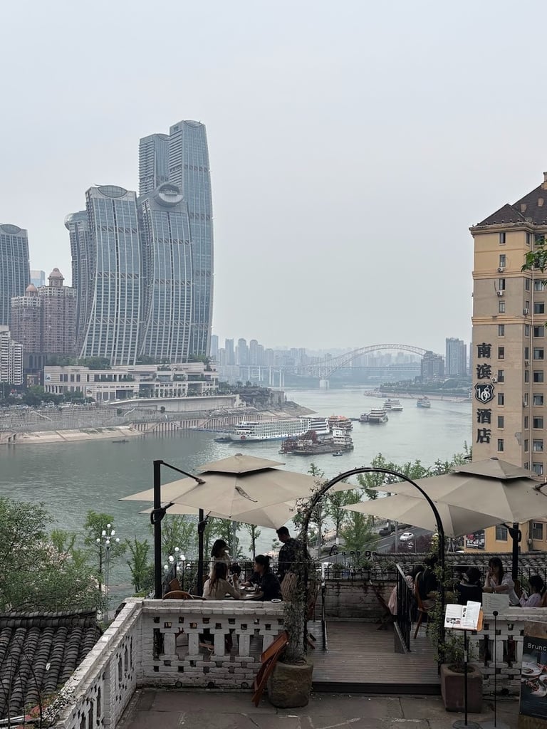 Longmenhao Old Street 龙门浩老街