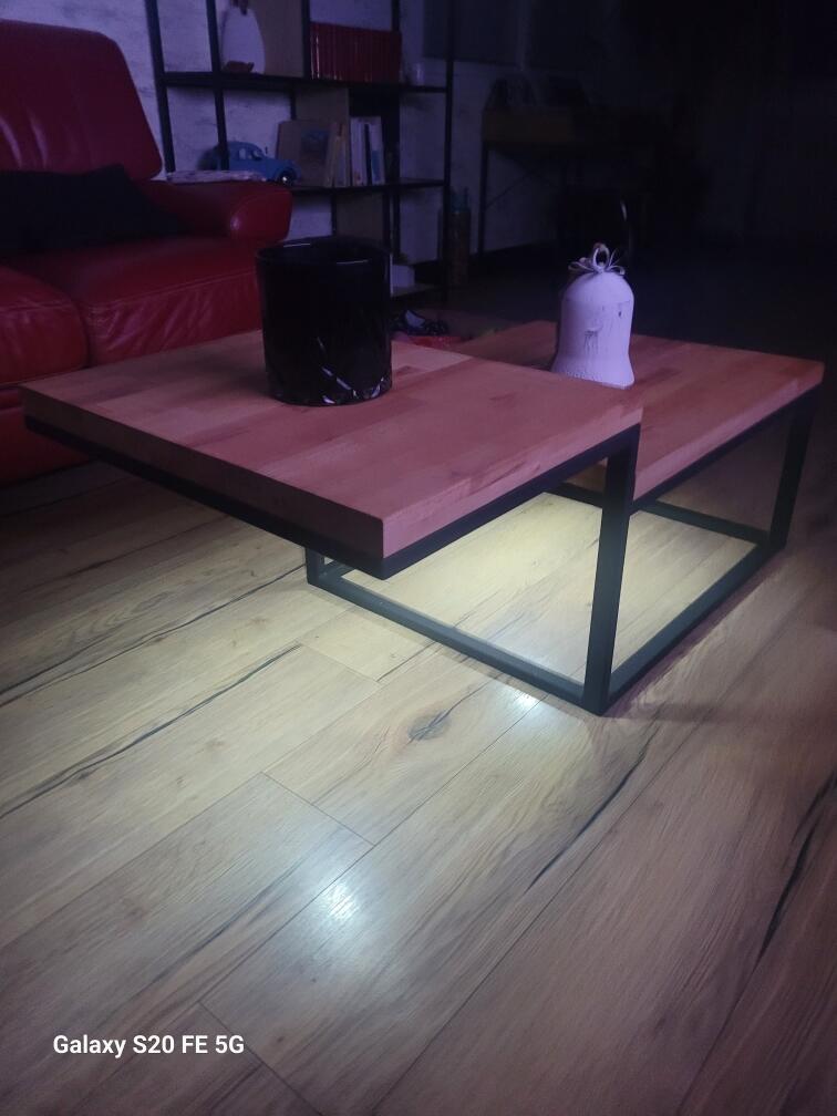 table basse en métal et bois