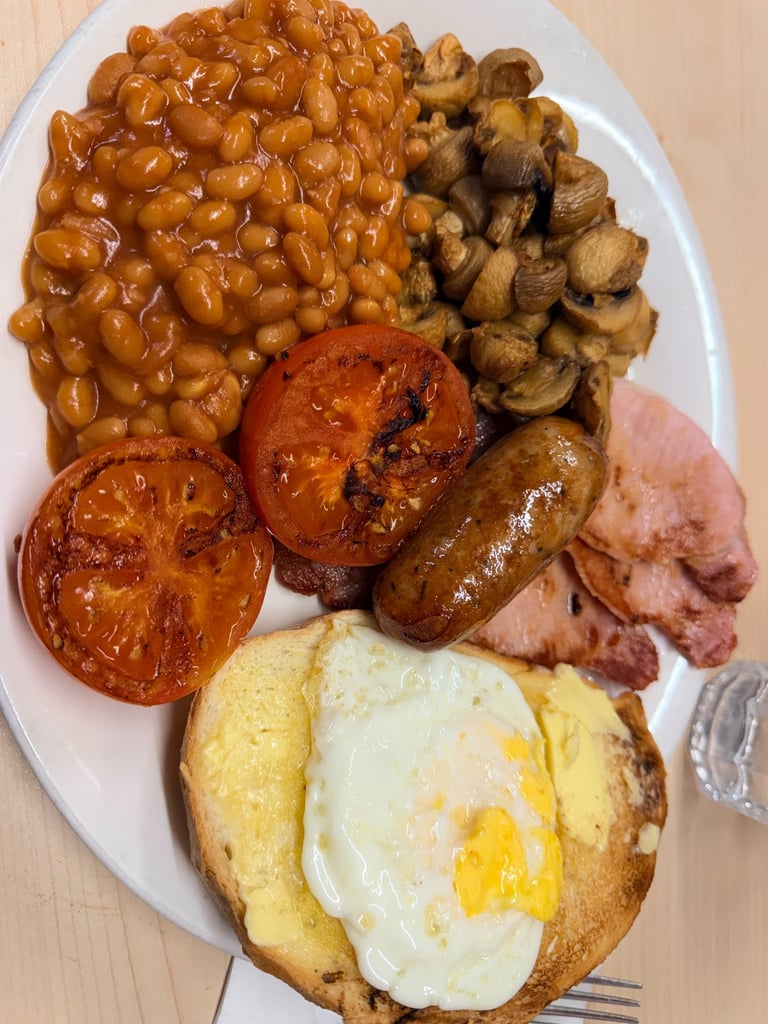 Full English breakfast from E. Pellicci's, London, 2025