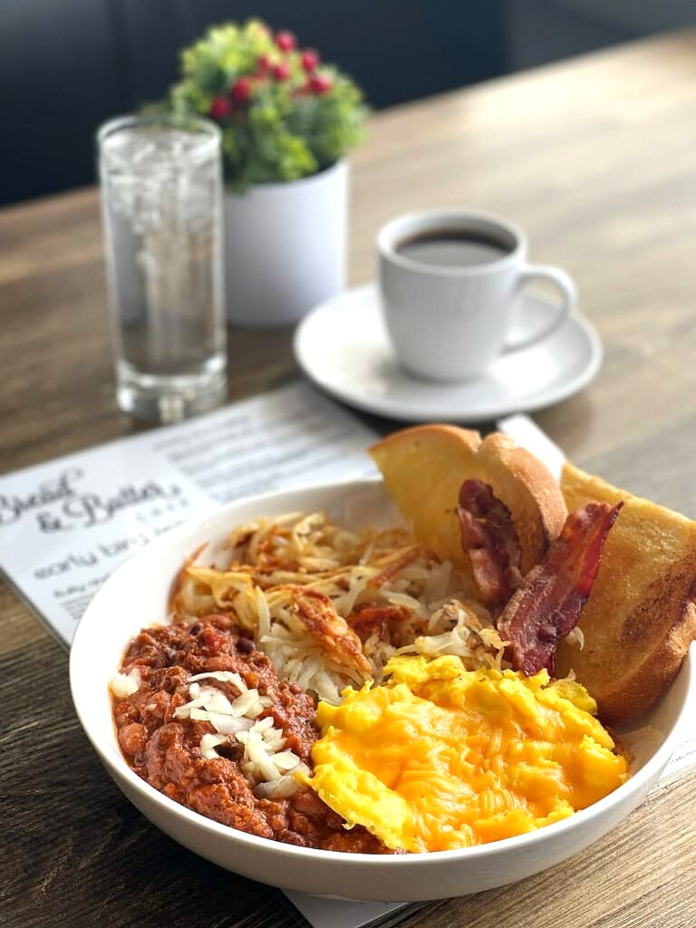 homemade food cafe breakfast toast bacon