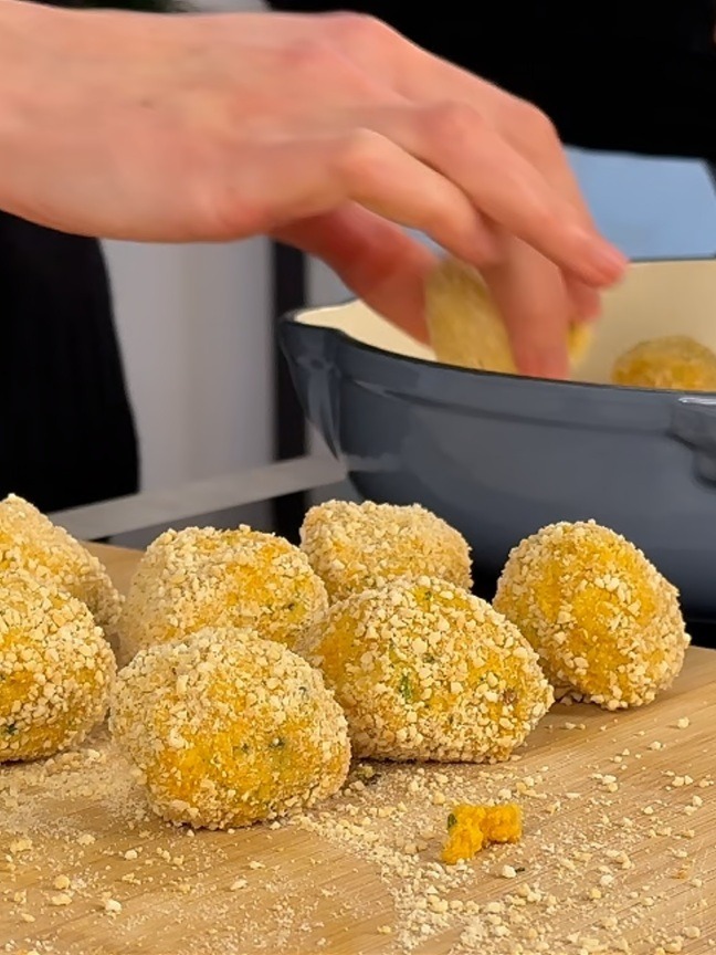 Disporre le polpettine ben distanziate
