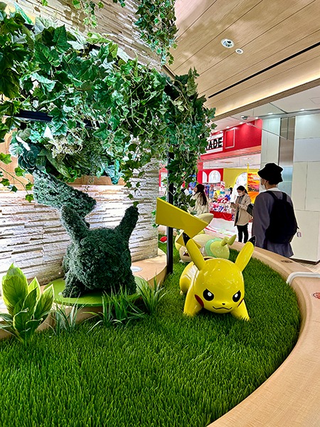 Statue Pikachu au Pokemon center de Sunshine CIty à Ikebukuro