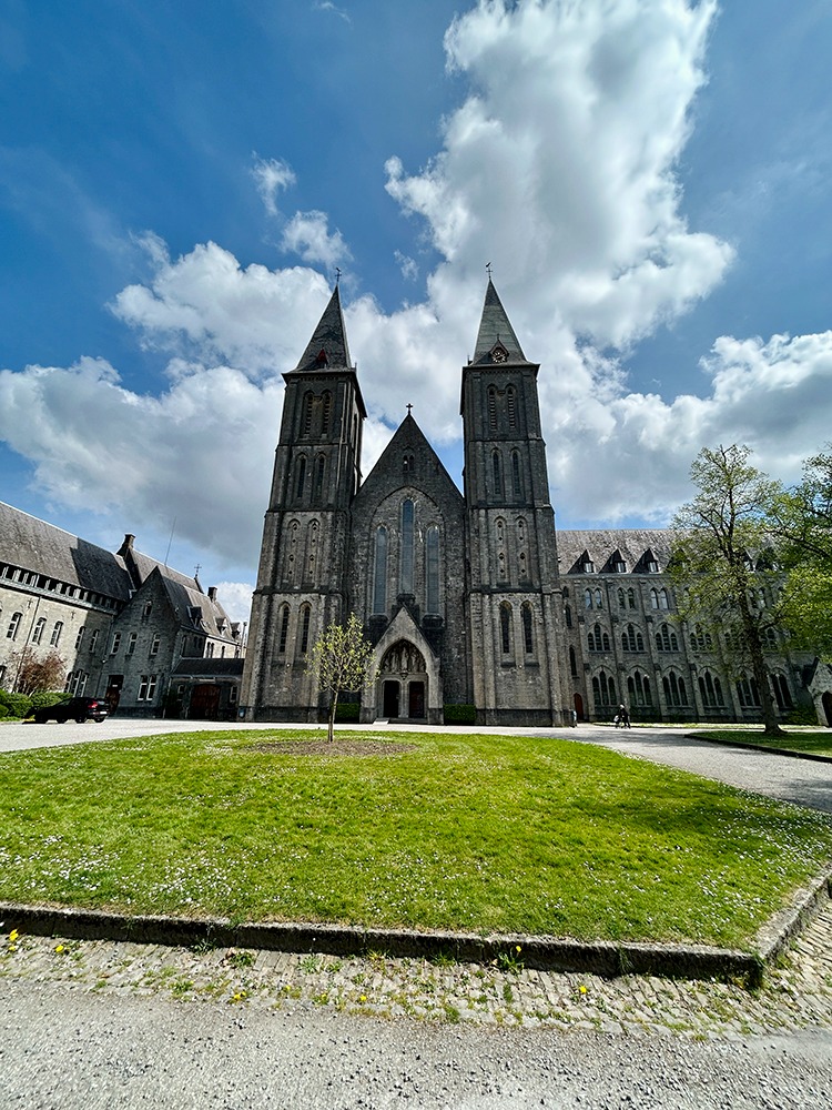 Abbaye de Maredsou en Belgique