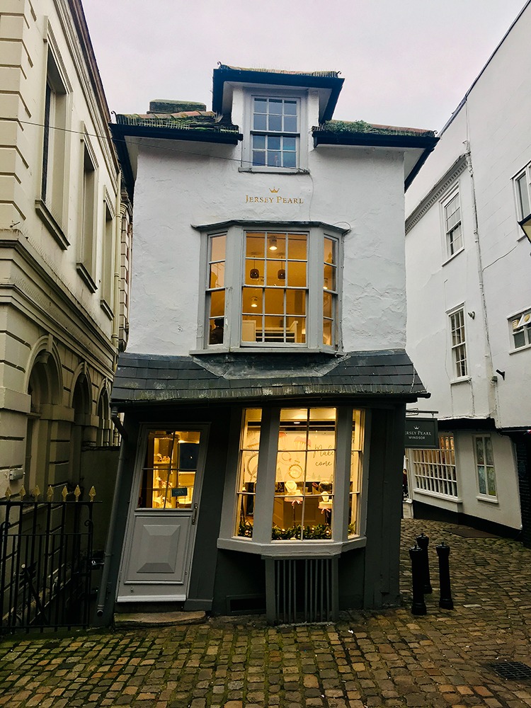 The Crooked House à Windsor