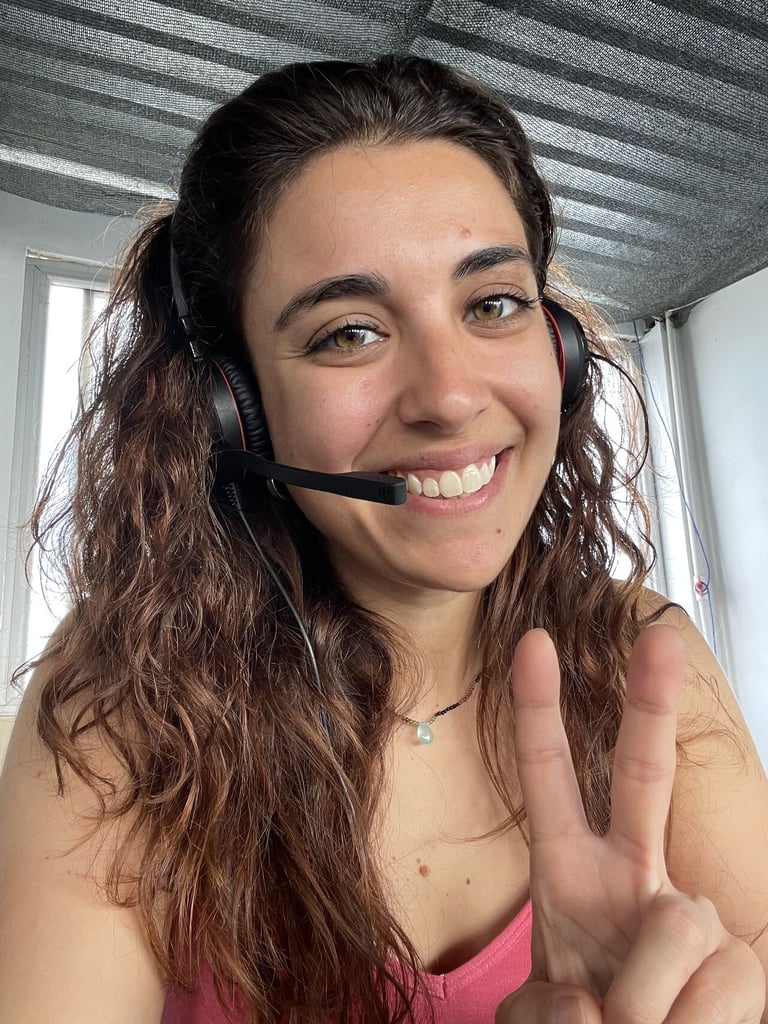 Interpreter training workshop with practical exercises and expert guidance