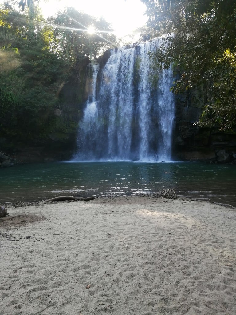Llanos del Cortes Waterfall