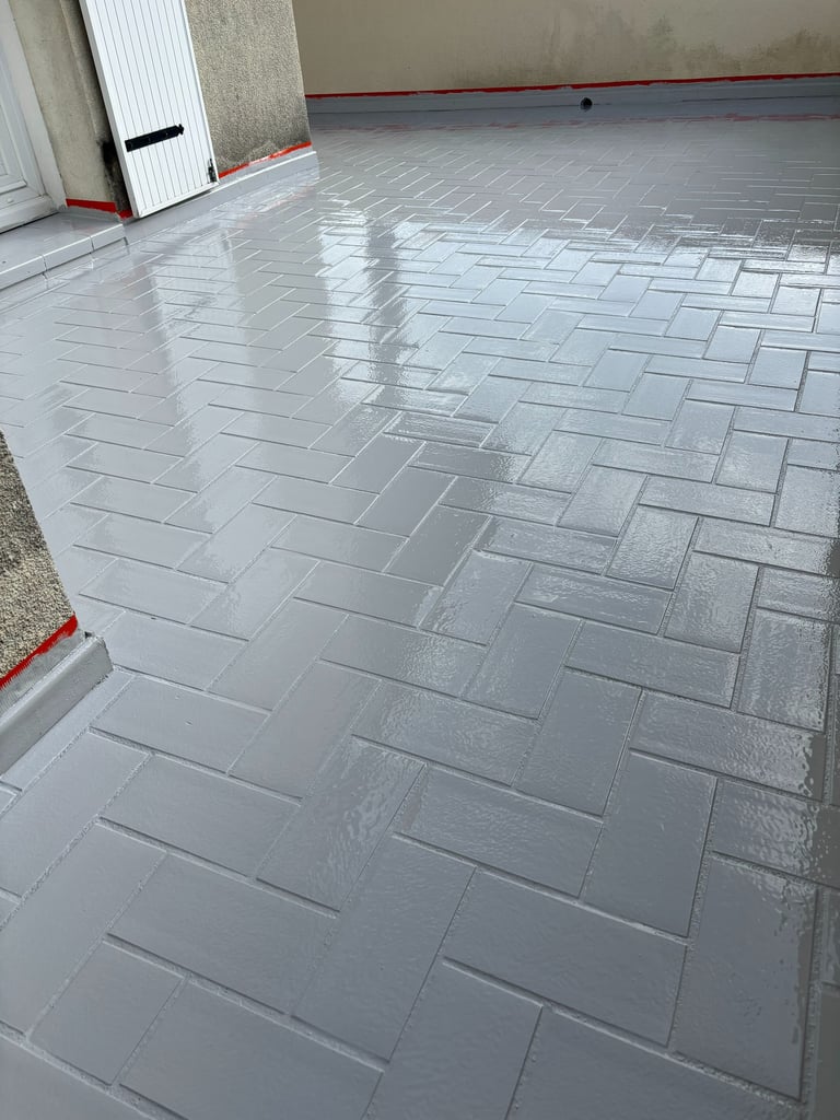 résine hydrofuge sur carrelage