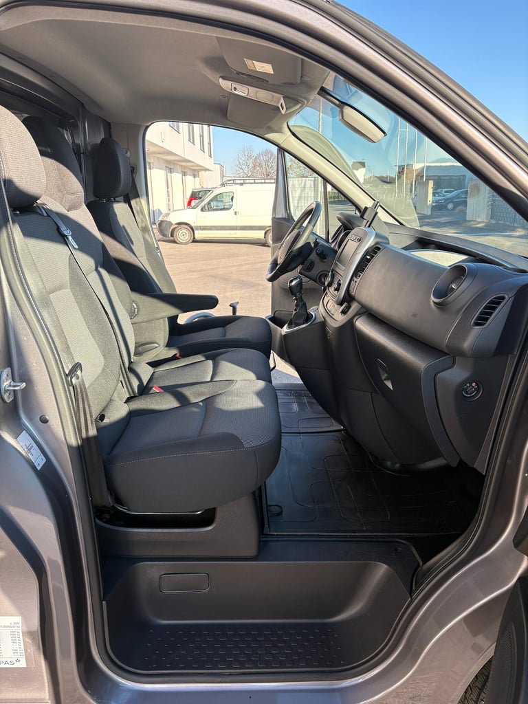 innenreinigung, autositze reinigen, autositze putzen leibnitz, auto innenreinigung, autoaufbereitung