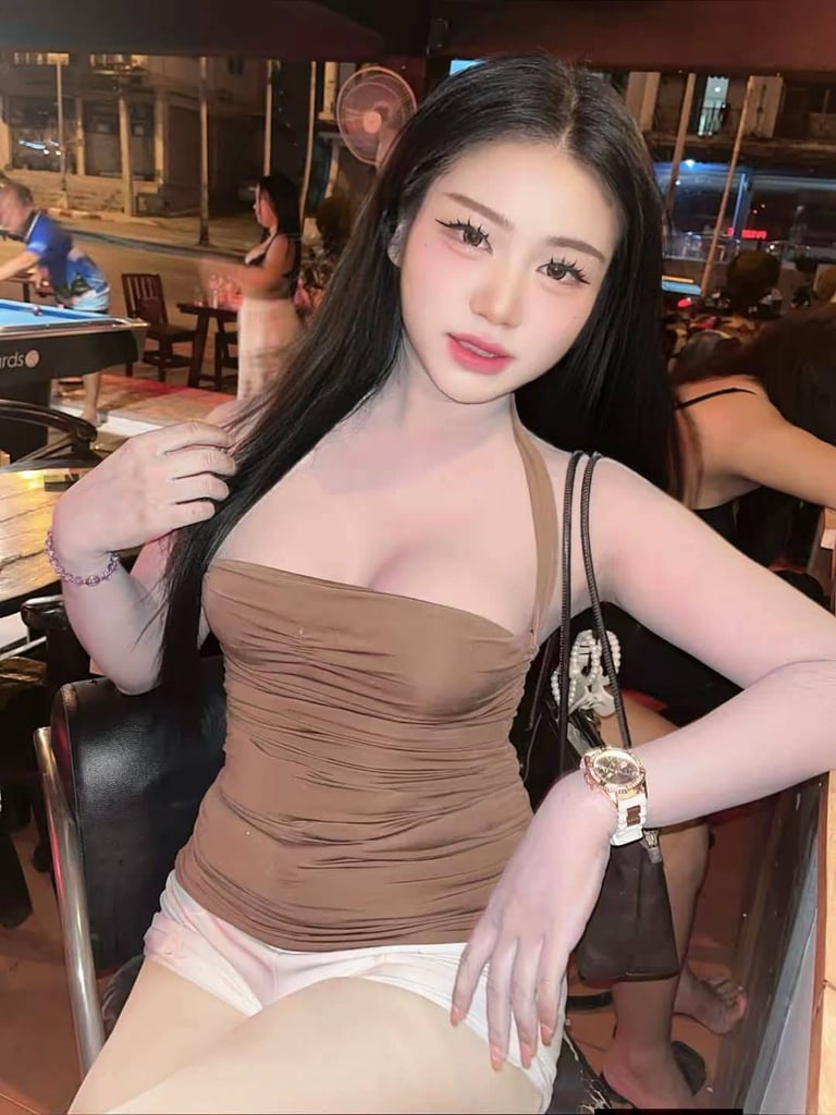 Outcall massage therapist