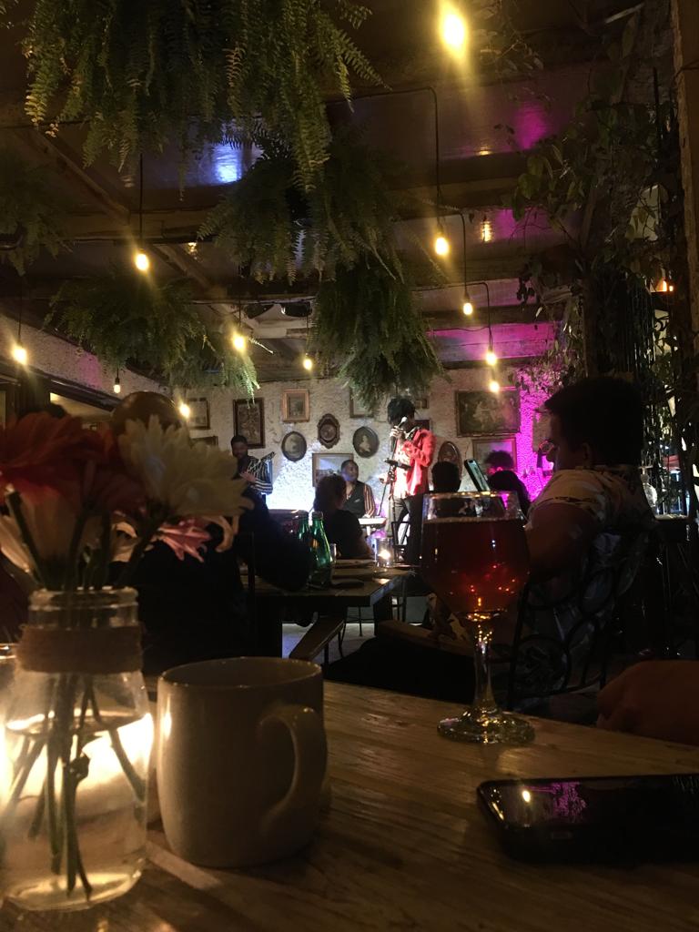 Exquisitas noches de música en Alessa Café