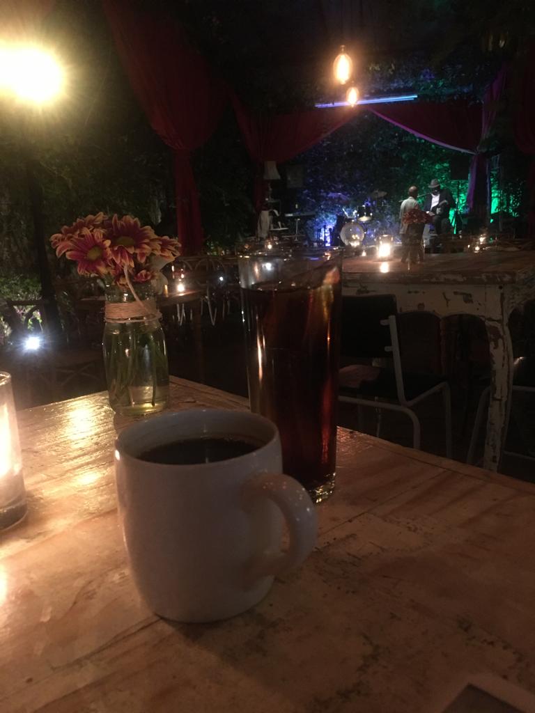 Exquisitas noches de música en Alessa Café