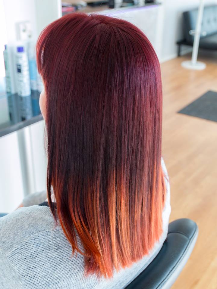 ruskan väristä liukuväriä. Mahonkia ja kuparia. Kampaamo studio Naava