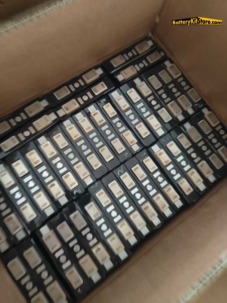 top view of prismatic lithium cells