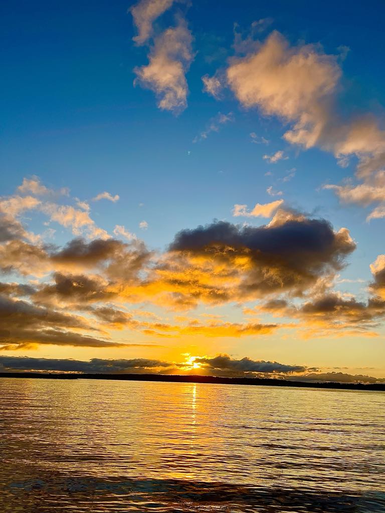 Balmor Landing Best Cape Breton Airbnb with sunrise view, waterfront home, sleeps 8 people