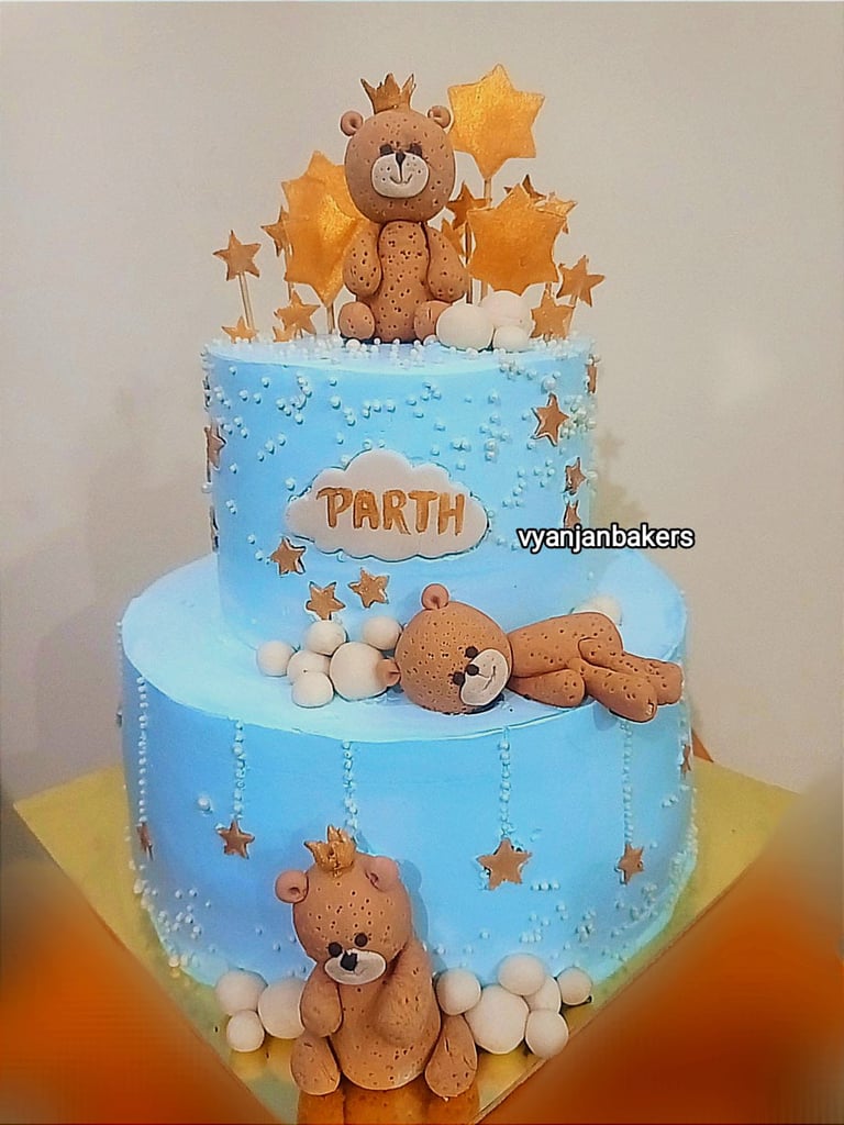 fondant tier cake