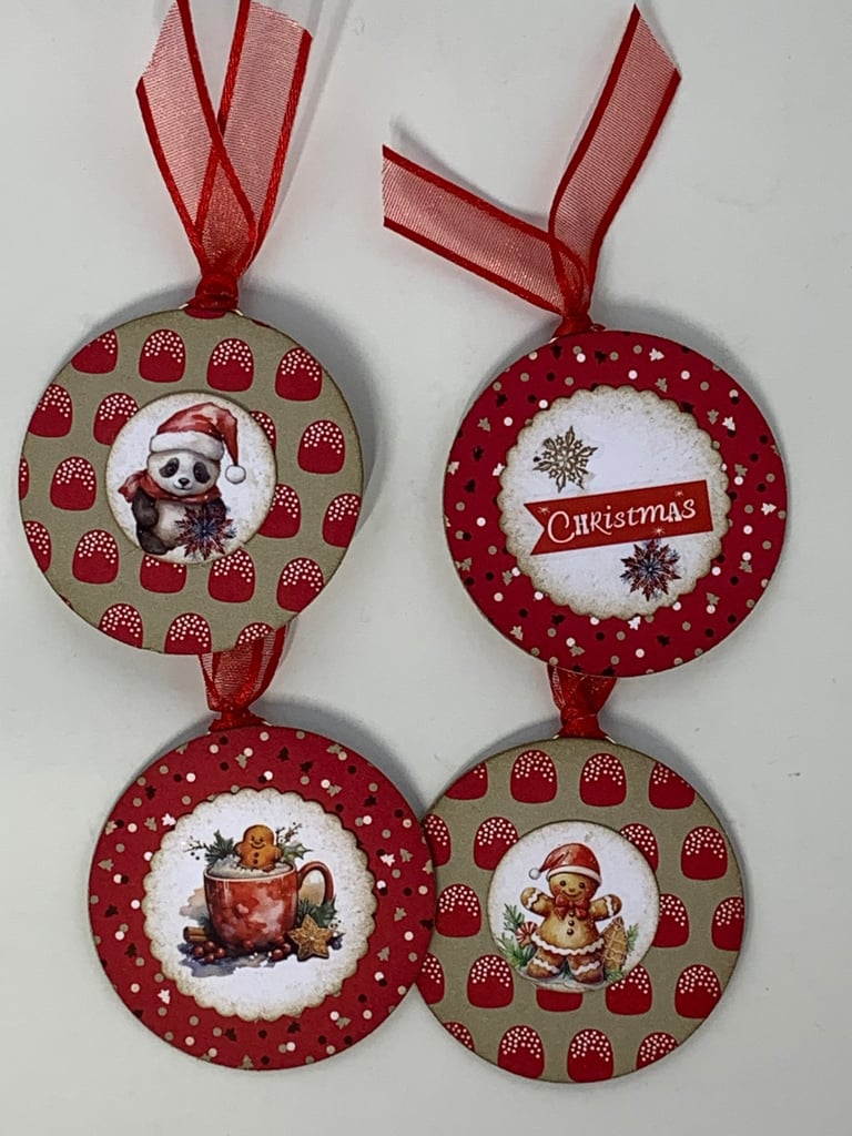 Christmas hidden paper clip