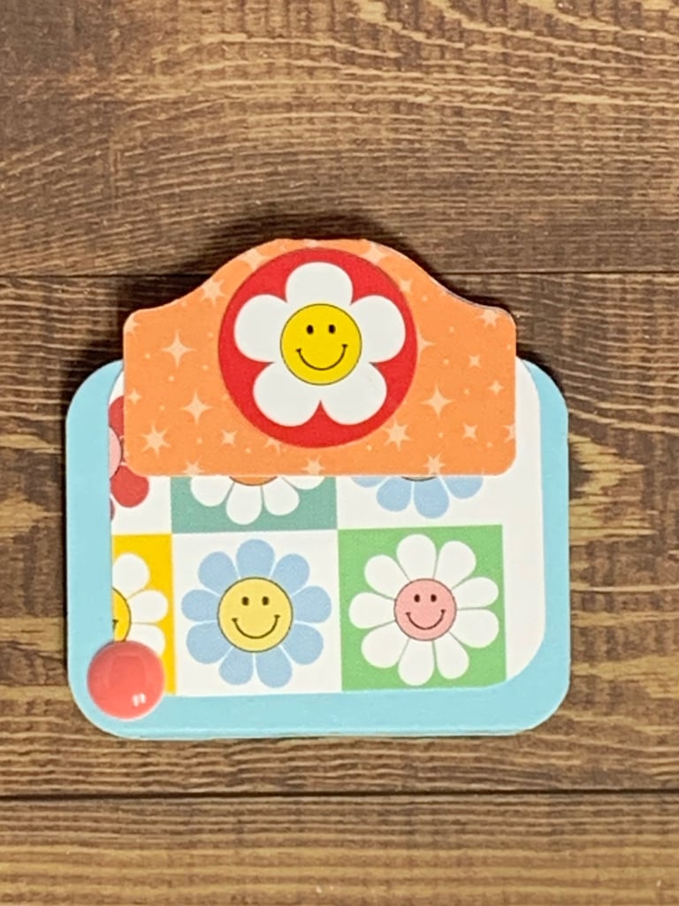 Smiling Daisies hidden paper clip