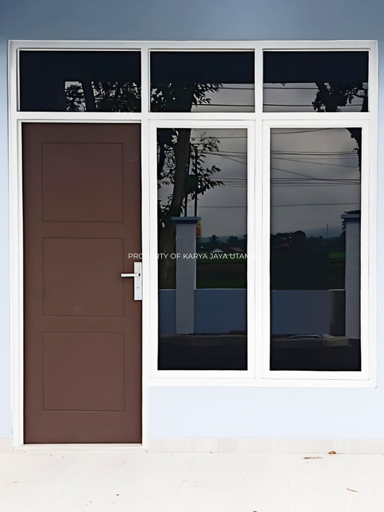 Pintu Solid Wood Panel finishing Mowilex B untuk prooyek rumah dinas Lanud Surade Bandung Jawa Barat