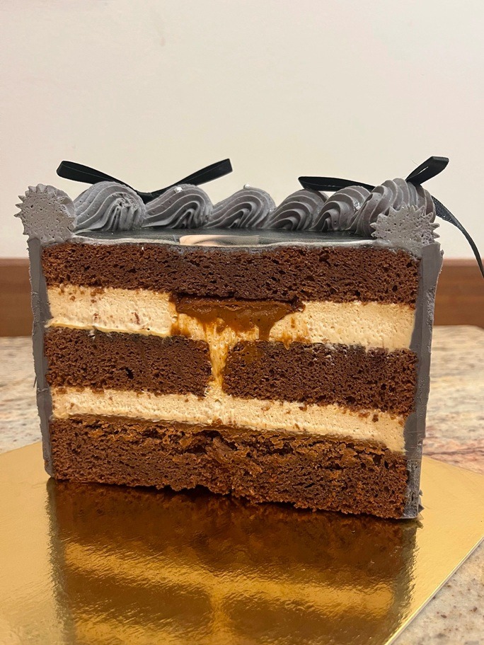 Layer cake chocolat noisette