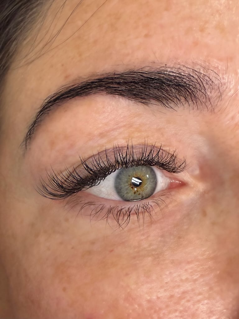 Light coverage lash extensions, soft and natural, in La Jolla
