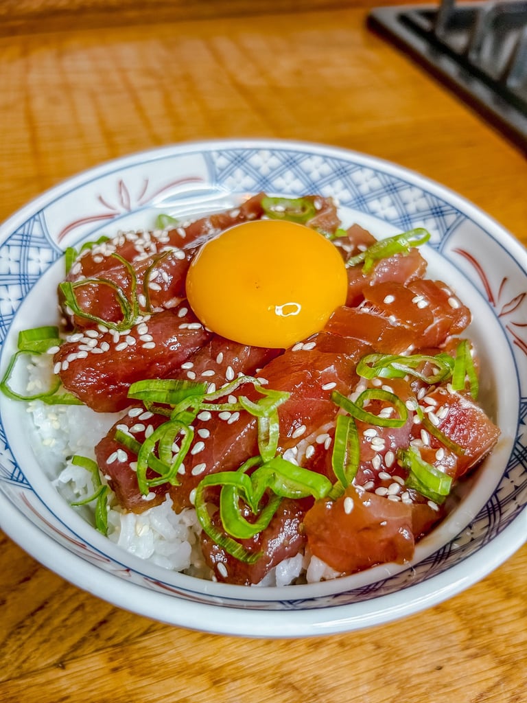 Maguro zuke don | © Cookingwiththehamster