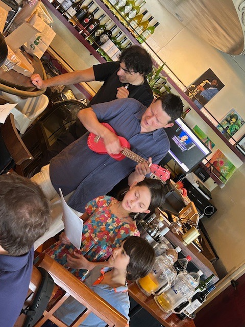 子供から大人まで楽しめる東京のフランス語教室と東京の料理教室。子供と暮らしのための大庭園