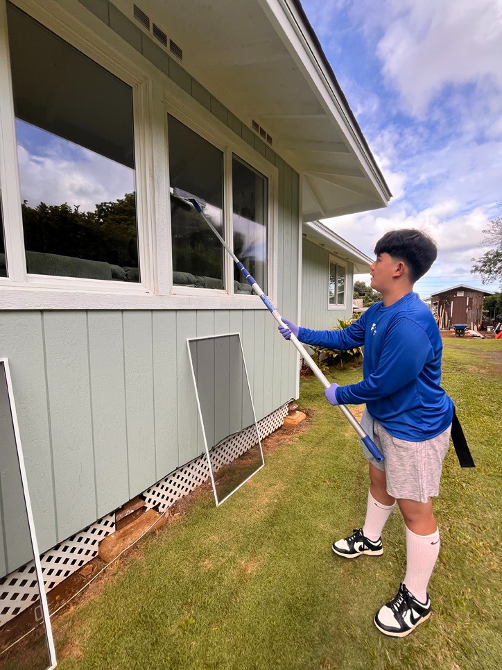 Trusted window cleaning service on Oahu