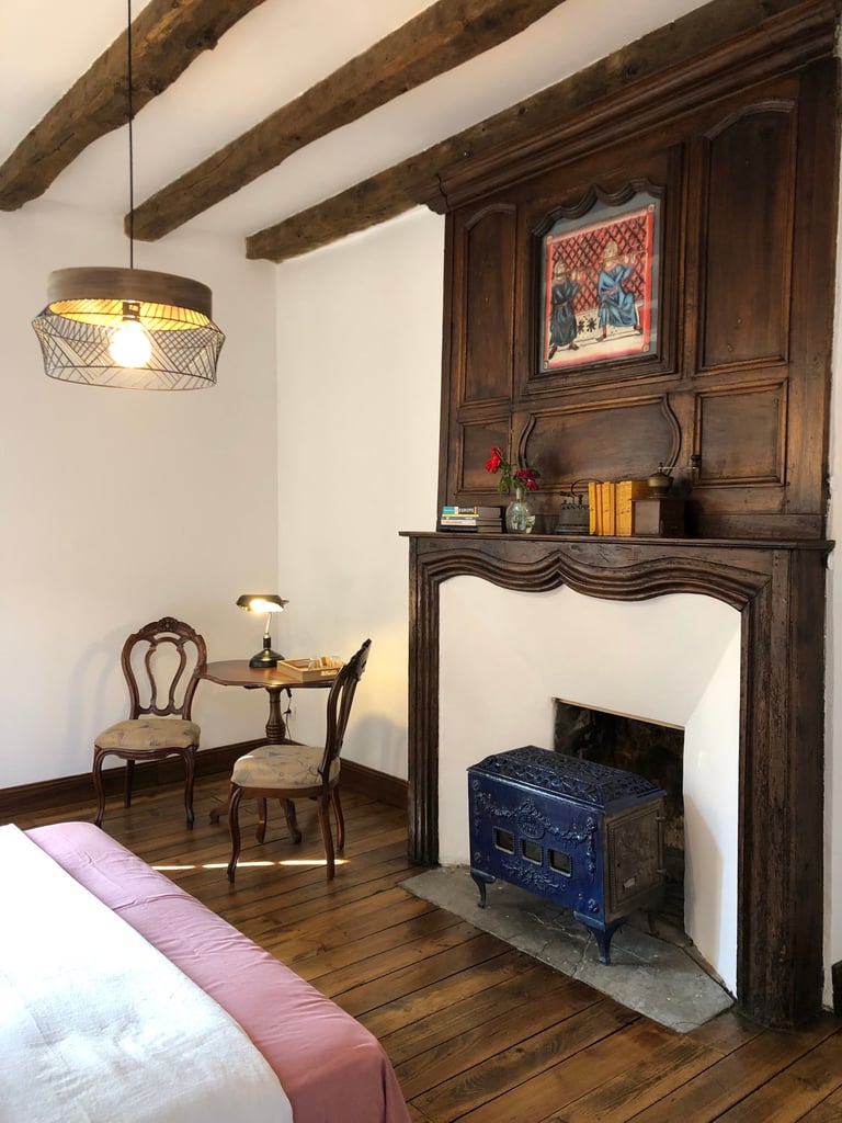Bed & Breakfast, Room, Plazac, Perigord, Dordogne, France.