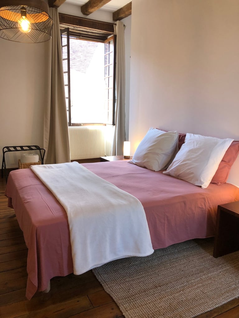 Bed & Breakfast, Room, Plazac, Perigord, Dordogne, France.