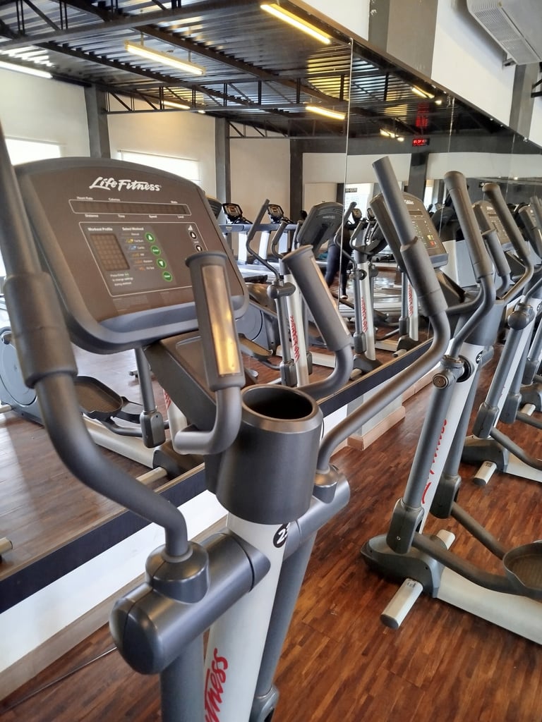 Acqua FIT, esteiras de corrida LifeFitness na Mooca