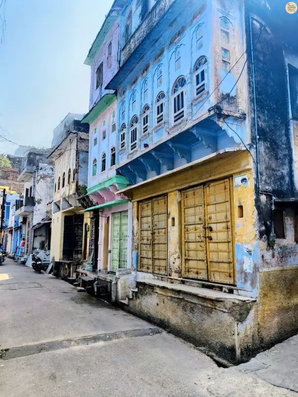 Heritage town of Sambhar with old-world architecture and quiet morning charm.