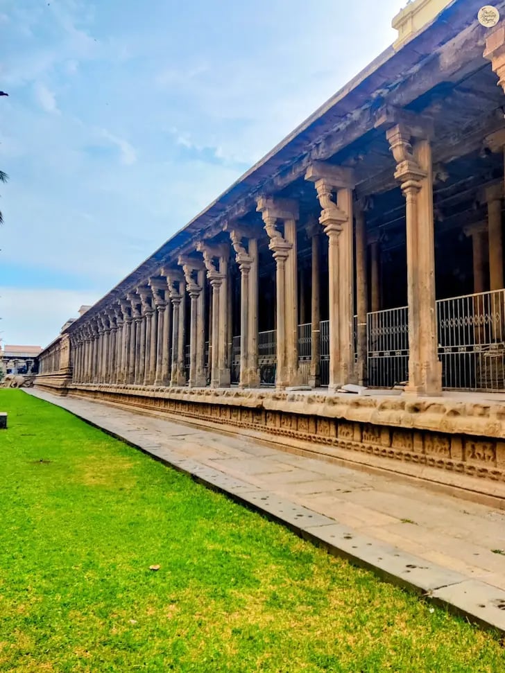 Thousand Pillar Mandapam of Sri Ranganathaswamy Temple, Srirangam – ancient stone hall with intricate carvings.