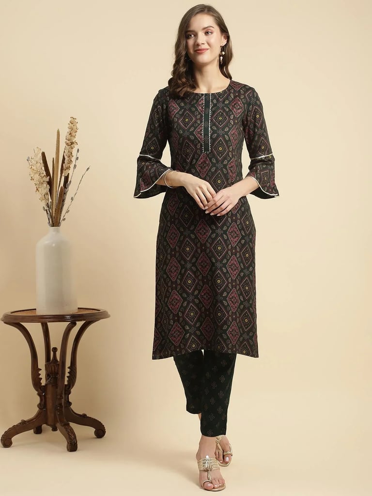 Rayon Printed Knee Length Straight Kurta With Pant - Green