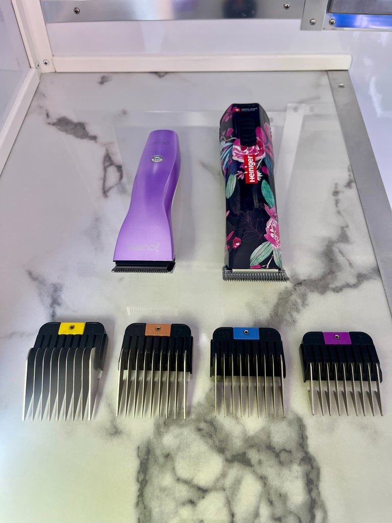 Professional dog grooming clippers and stainless steel guard combs