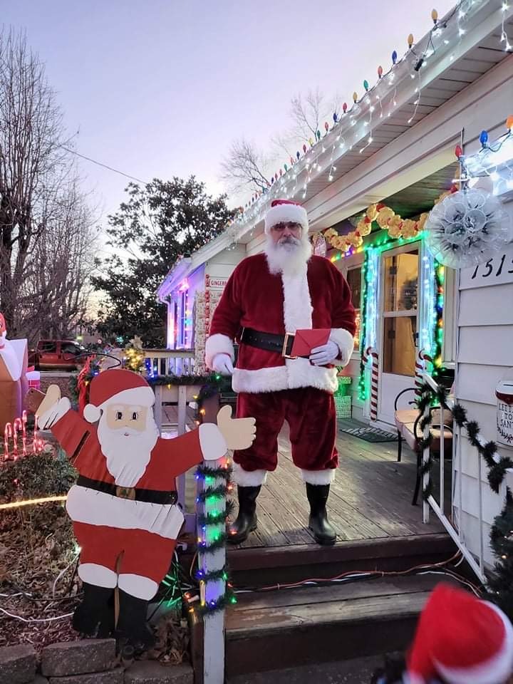 Santa Tom Leaving a home visit