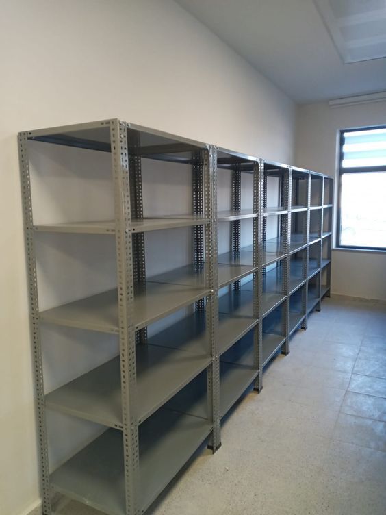 Estantería metálica para almacenamiento de cajas