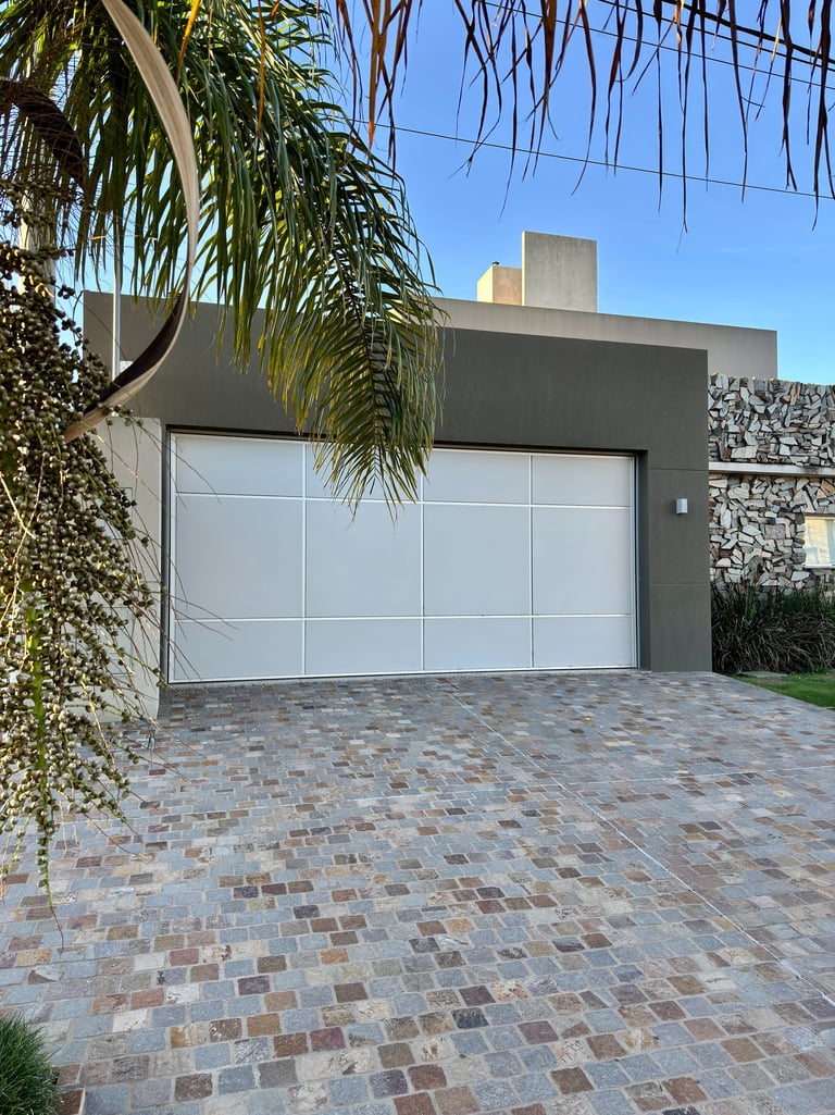 Vivienda Levadizo Alucobond