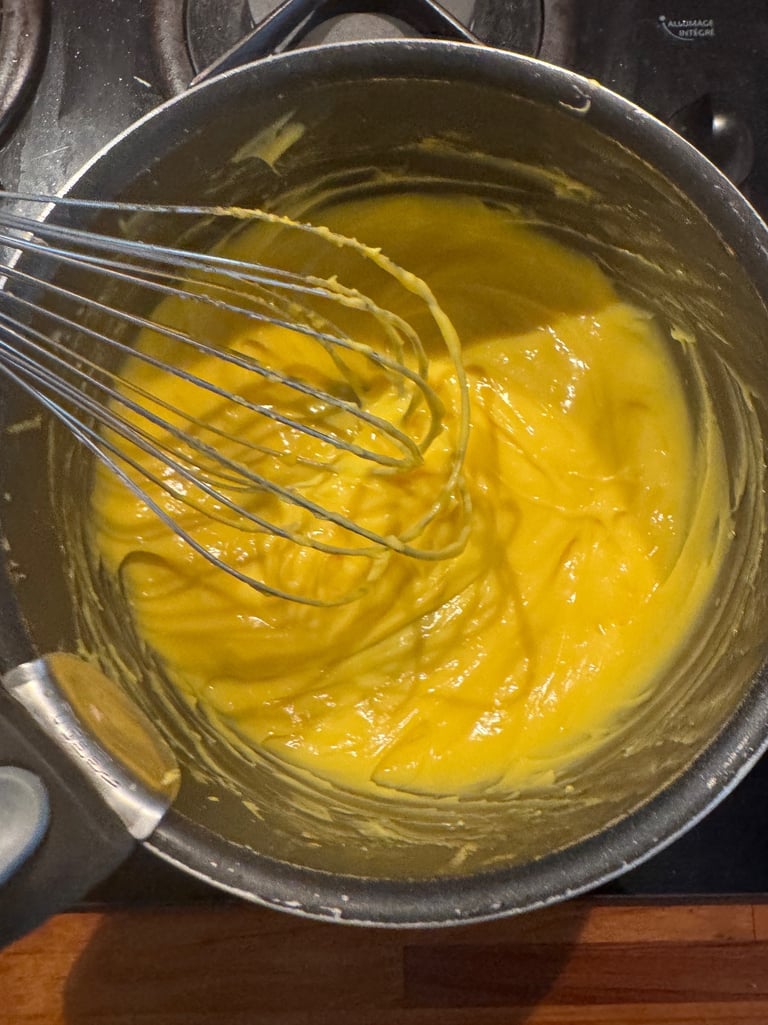 crème diplomate à la rose