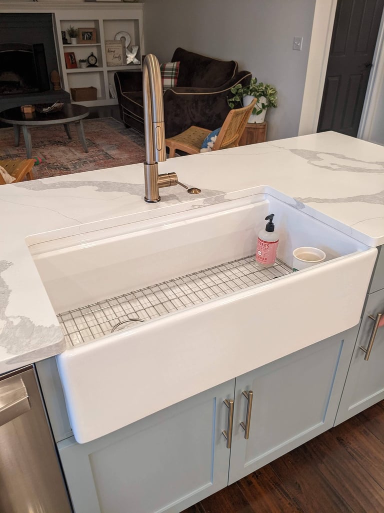 Farmhouse sink